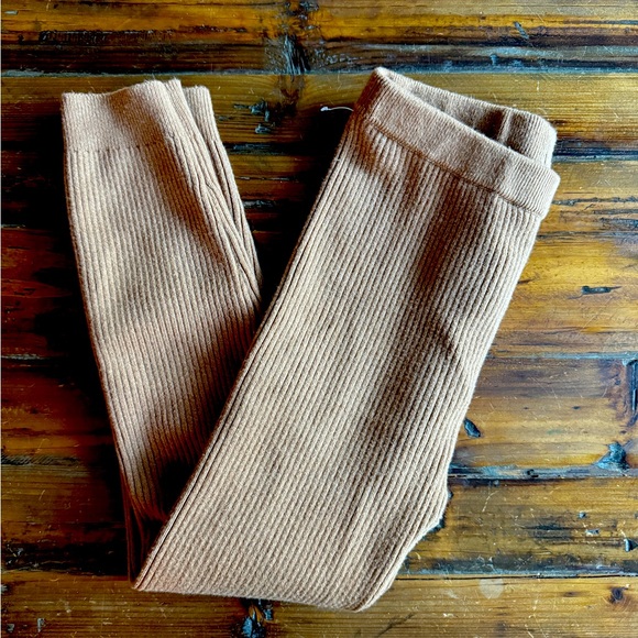 Bundle of Tan and Black Thick Ribbed Leggings - Picture 2 of 6